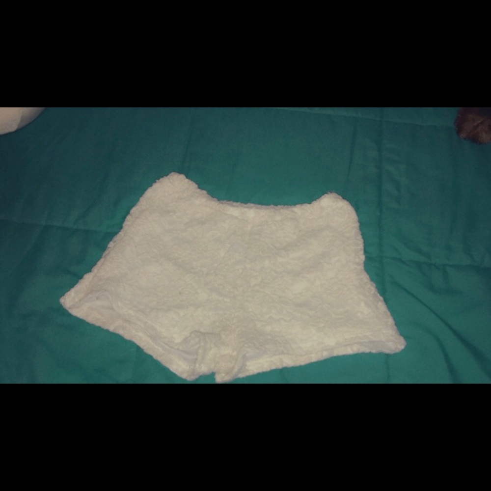 White lace shorts